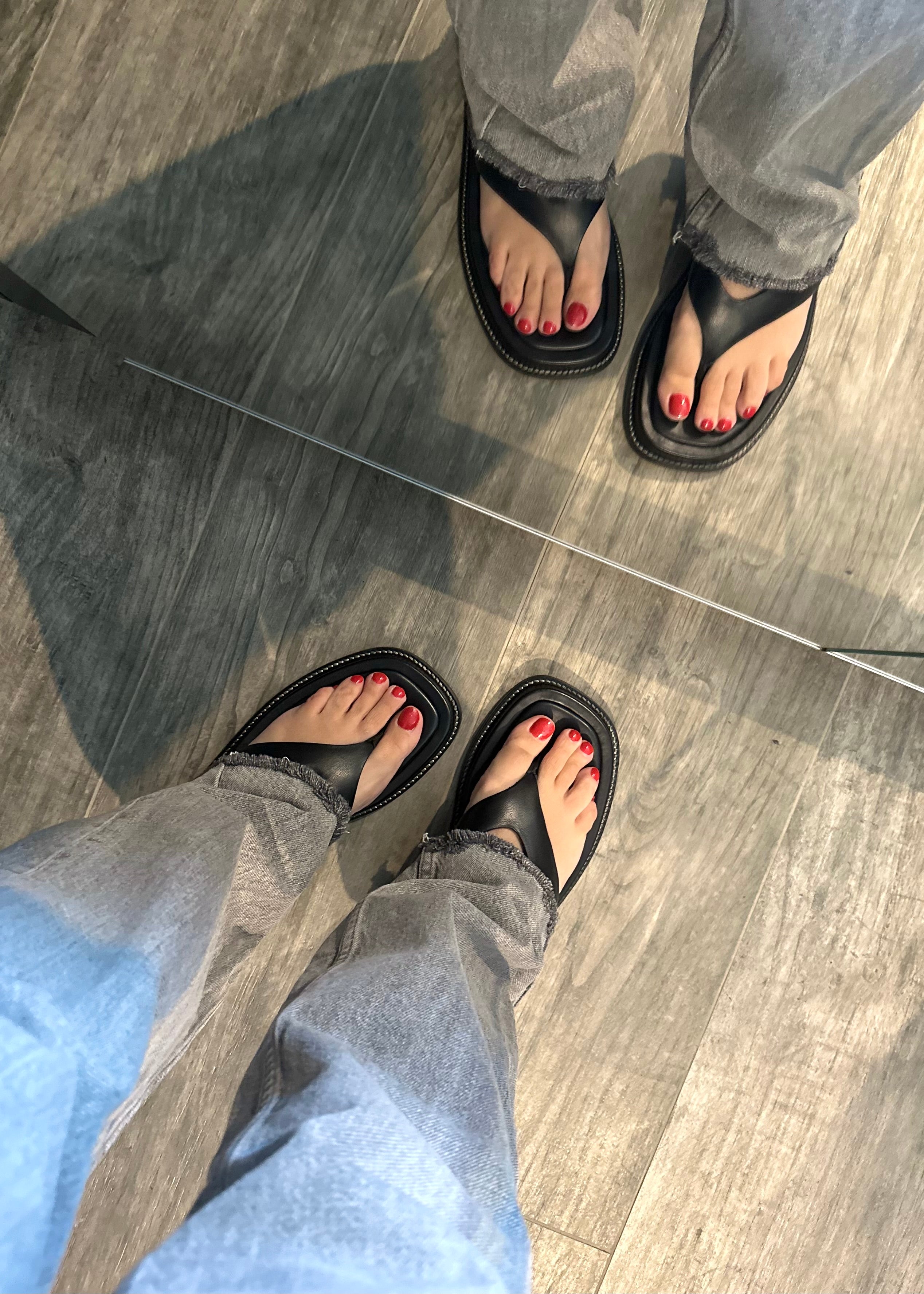 Mules Bobbies Hiromi Black - L'adresse Corte