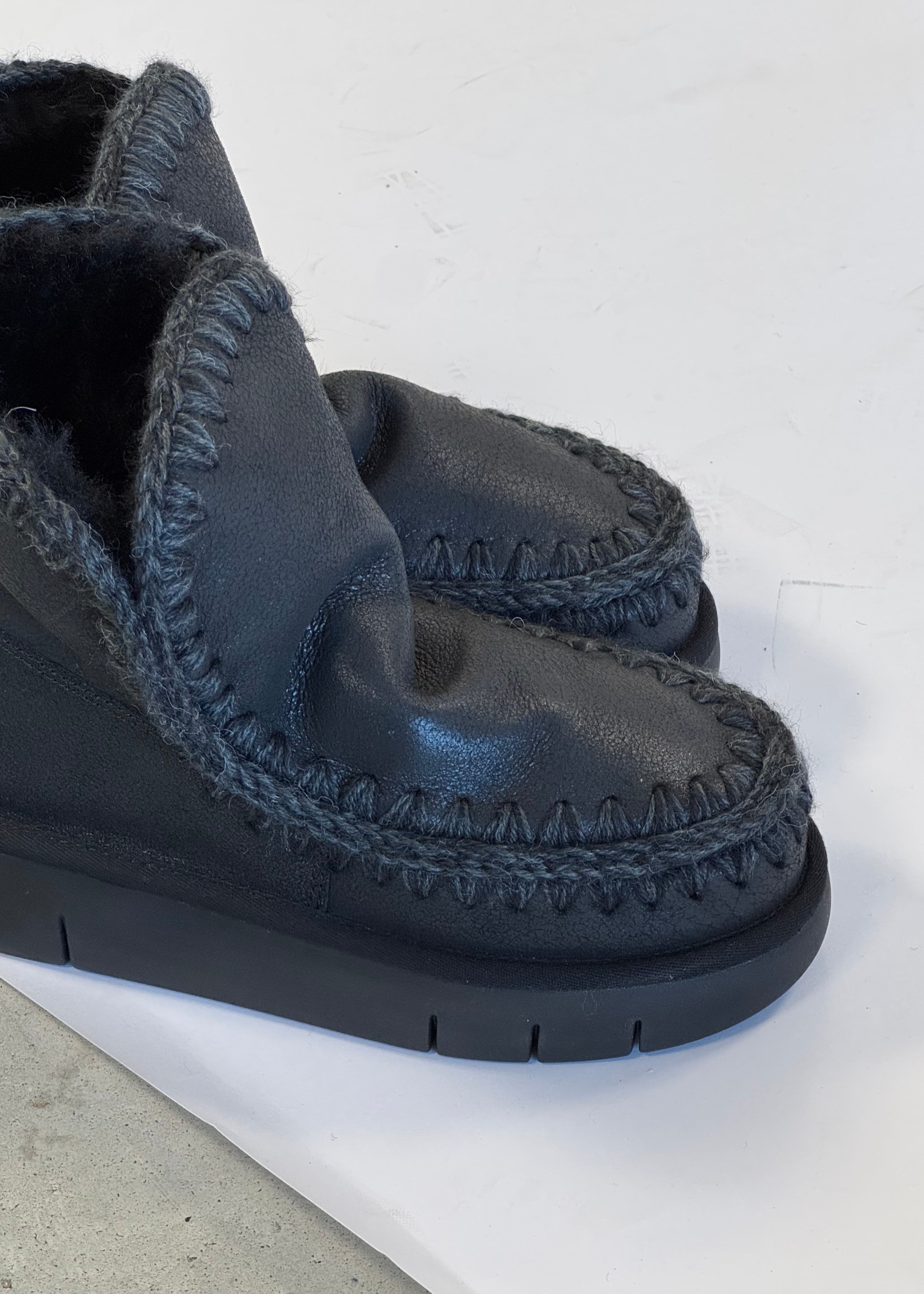 Boots Mou Eskimo Bounce 18 sneaker Black - L'adresse Corte