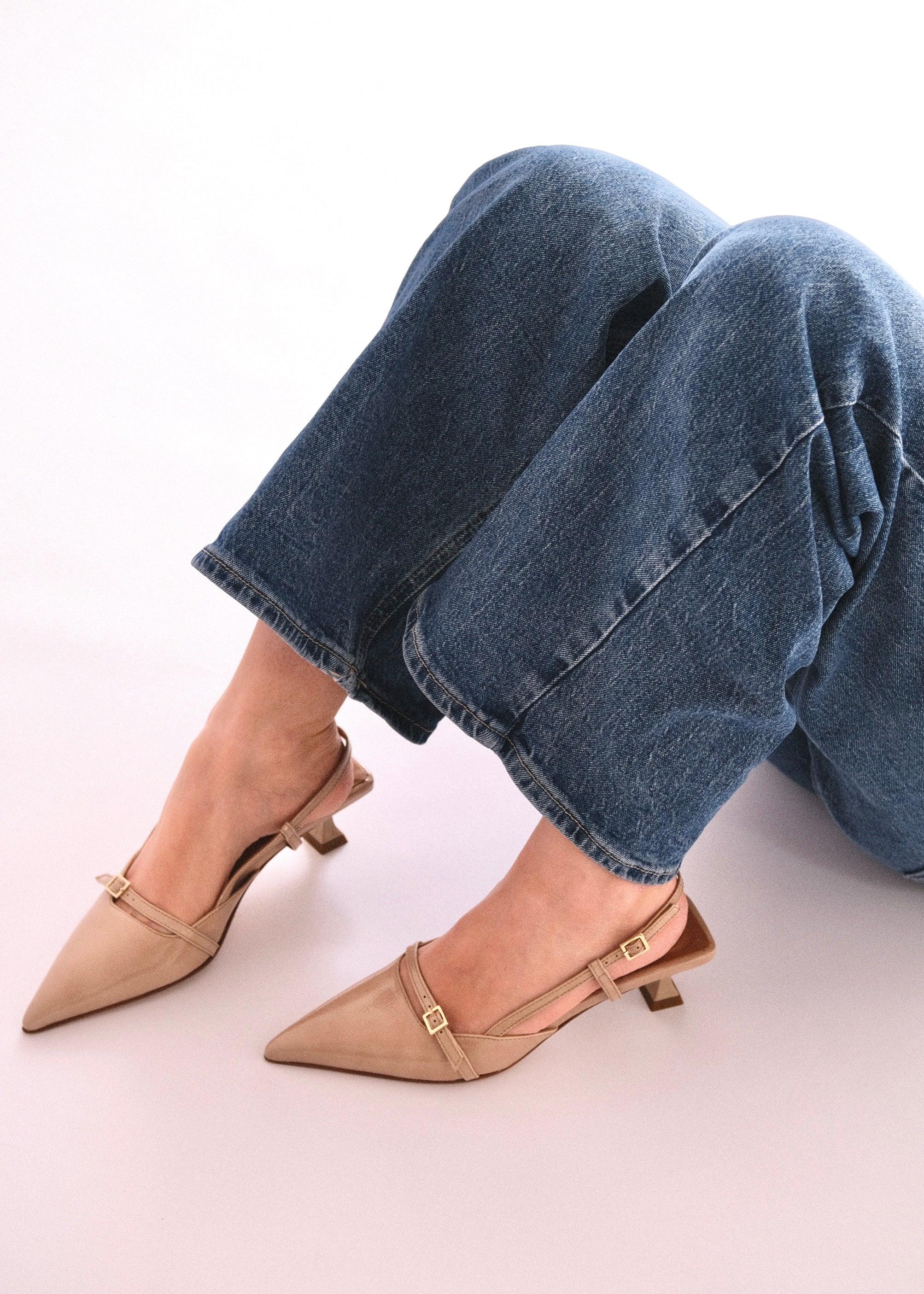 Escarpins Bobbies Reem Beige Latté - L'adresse Corte