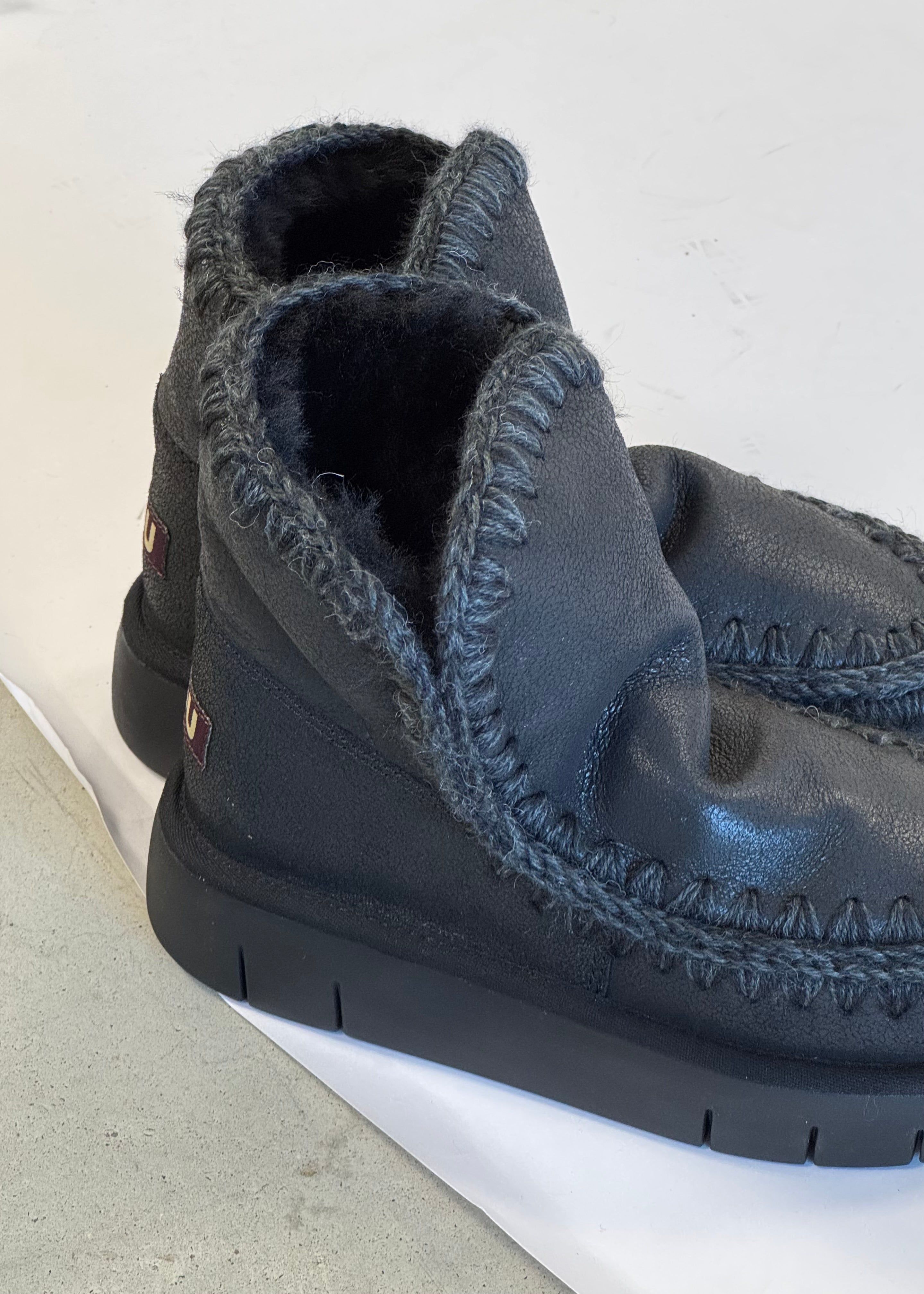Boots Mou Eskimo Bounce 18 sneaker Black - L'adresse Corte