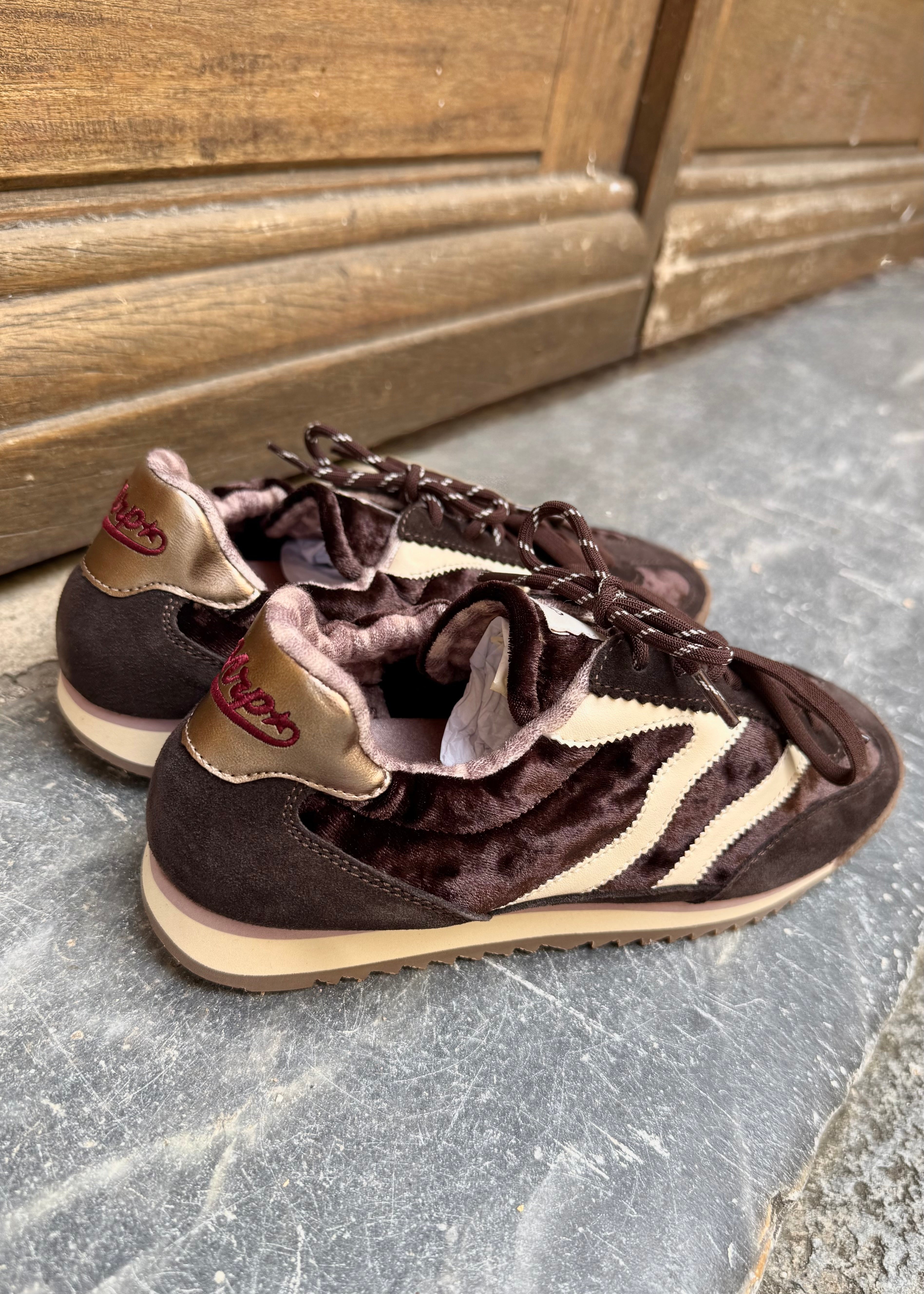 Baskets MRP Star Utah Chocolate velvet