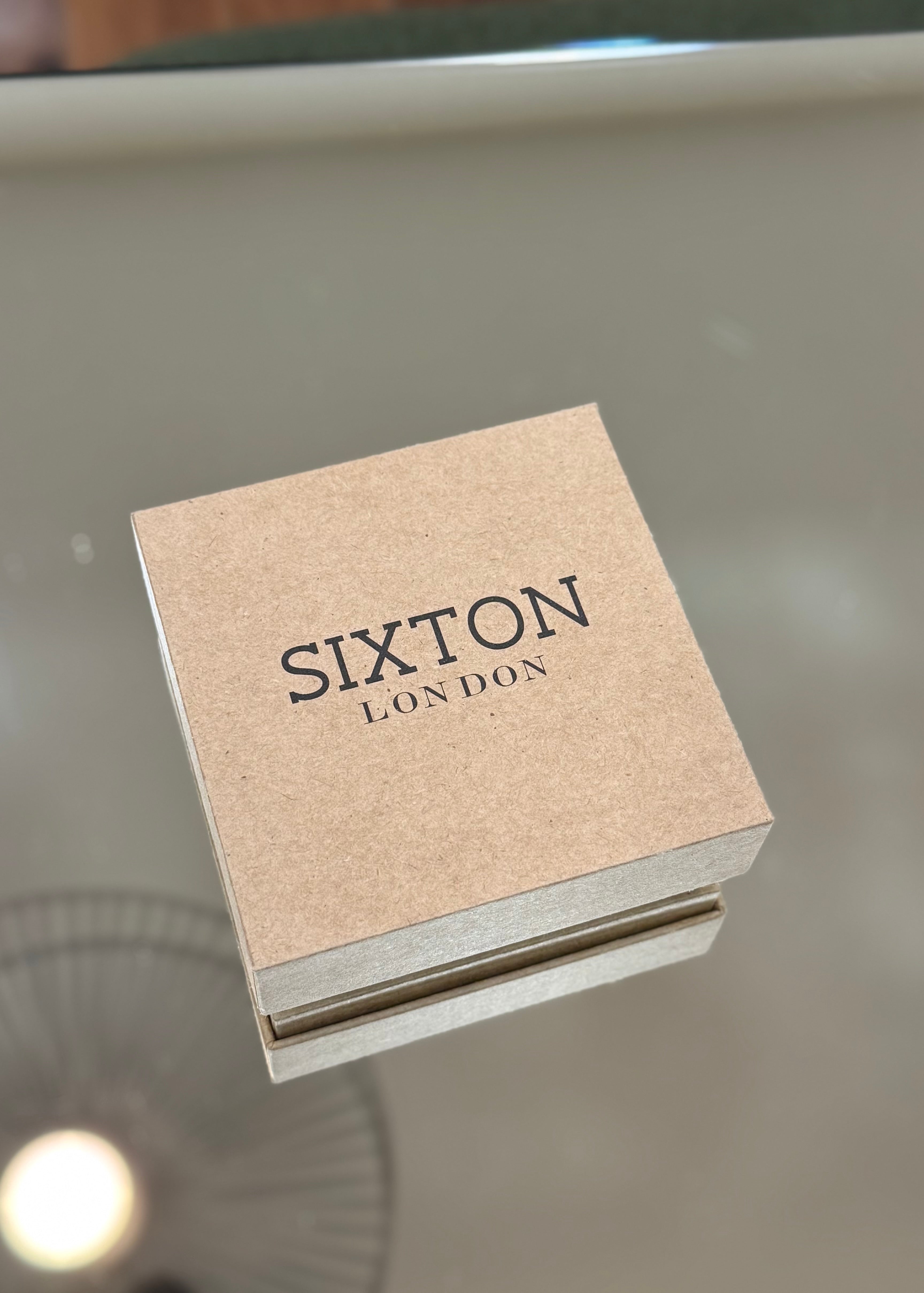 Broche brodée Soleil - Sixton London - L'adresse Corte