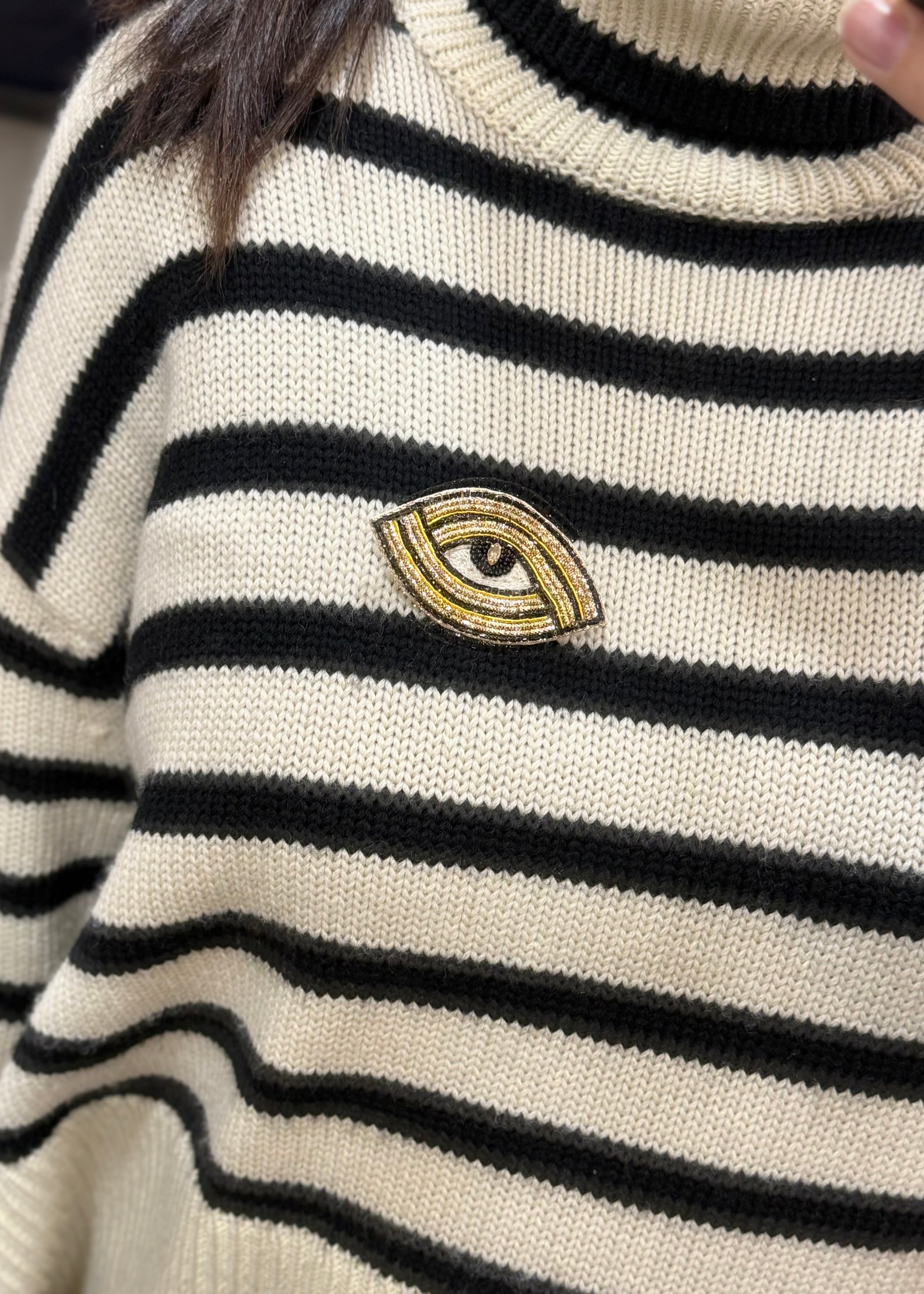 Broche Œil brodé - Sixton London - L'adresse Corte