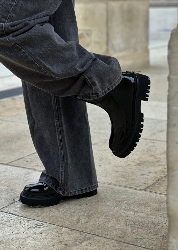 Bottines Bibi Lou Liza patent nero - L'adresse Corte