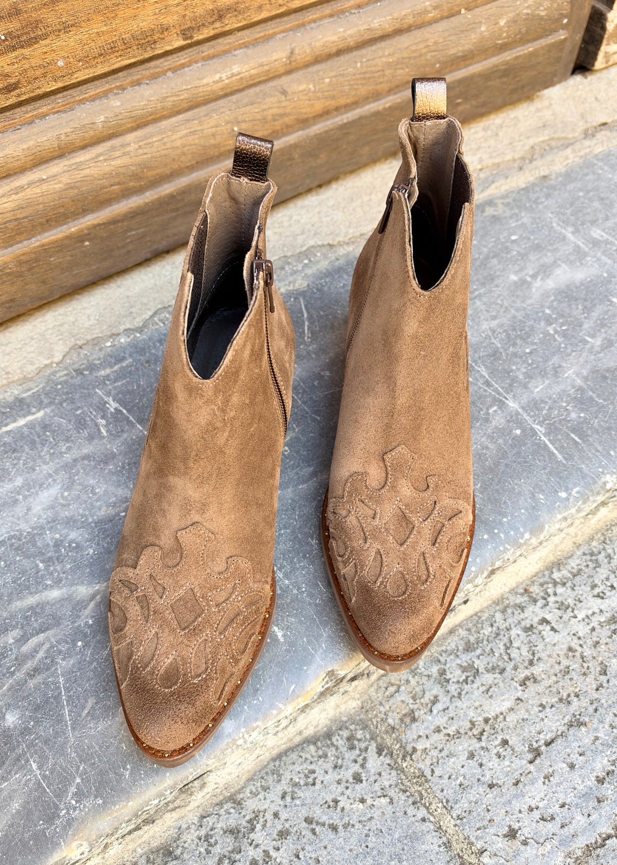 Bottines santiag MKD Ella beige