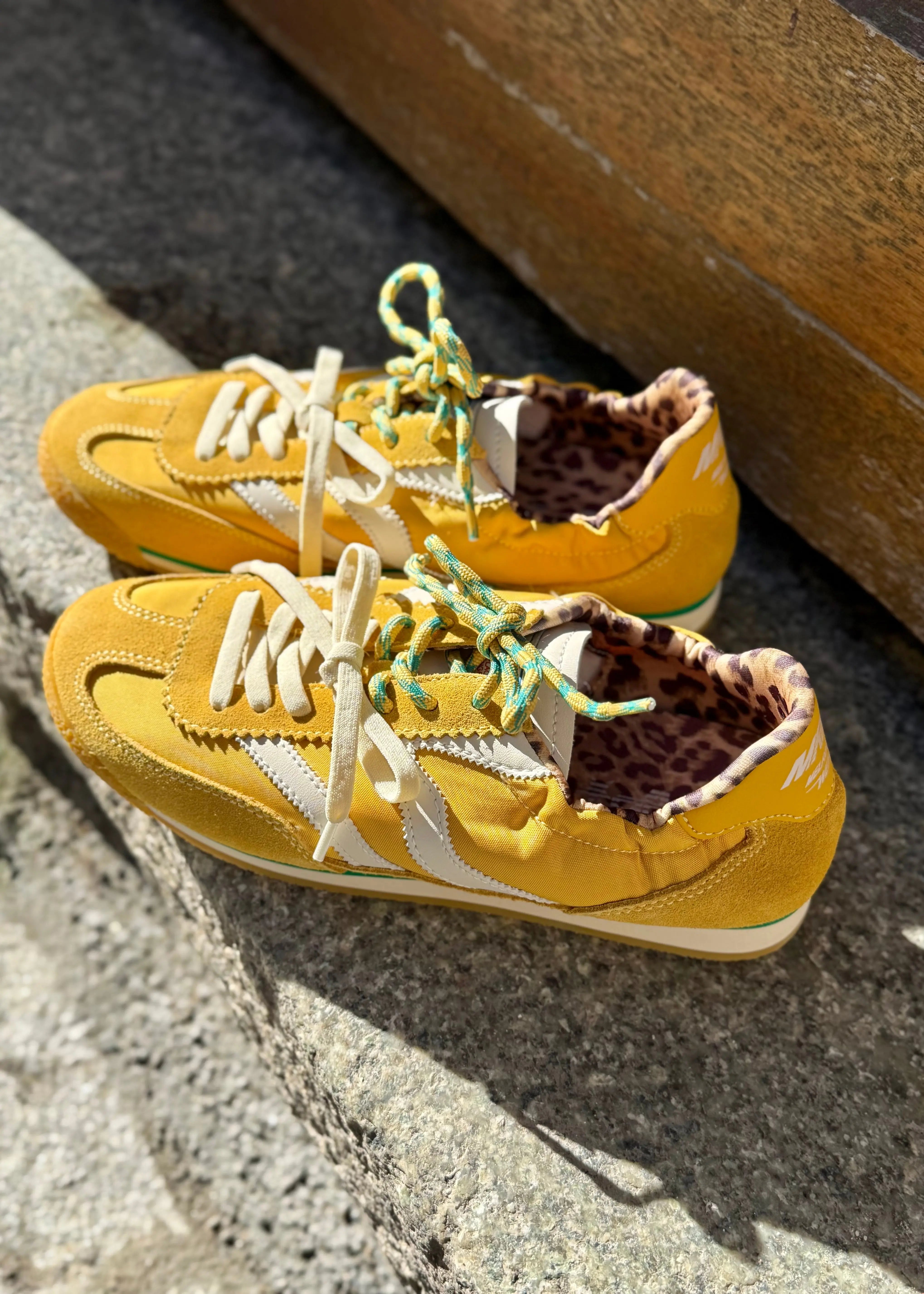 Baskets MRP Stars Pure V8 Ocre MRP Stars