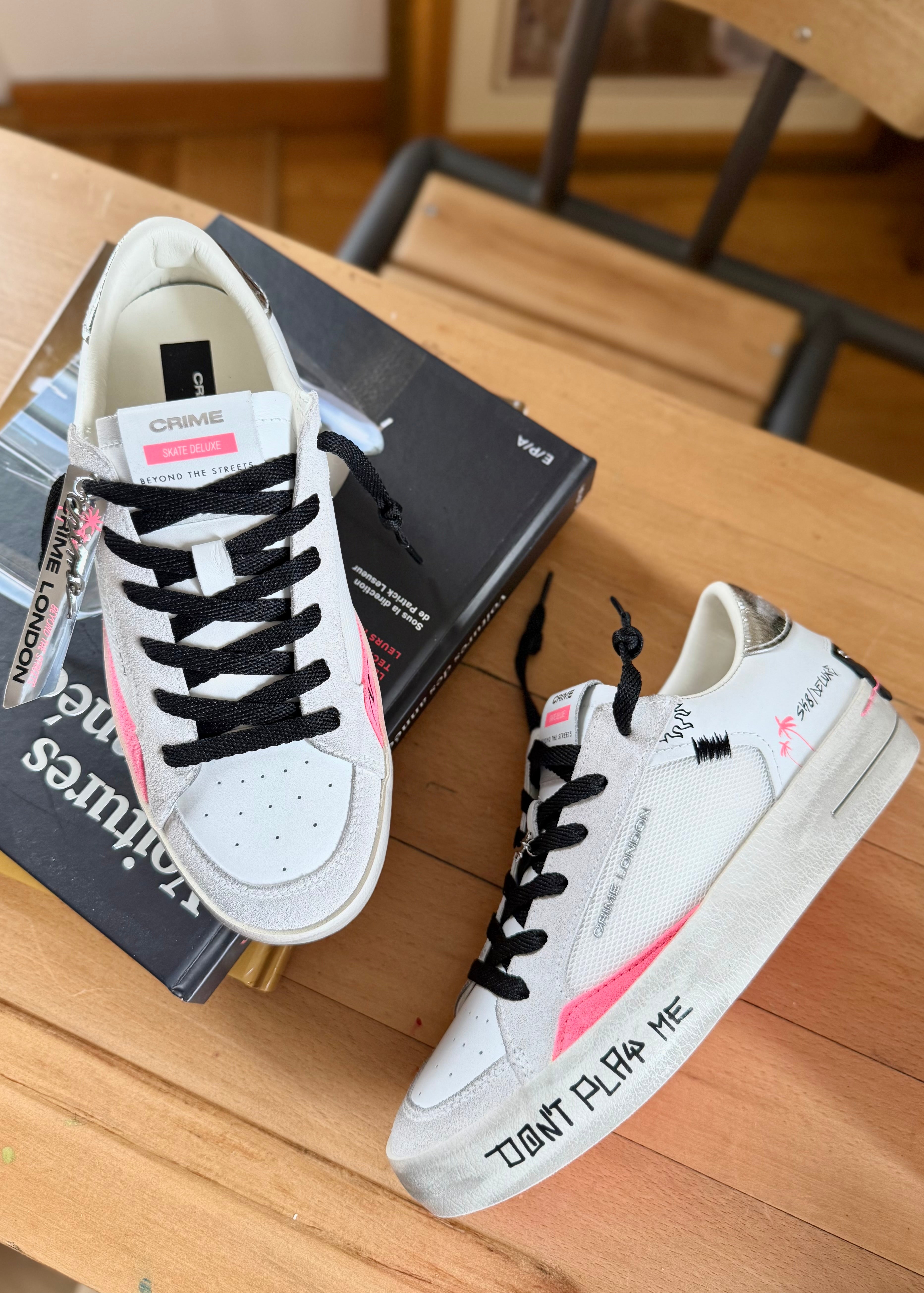 Baskets Crime London SK8 Deluxe Graffiti