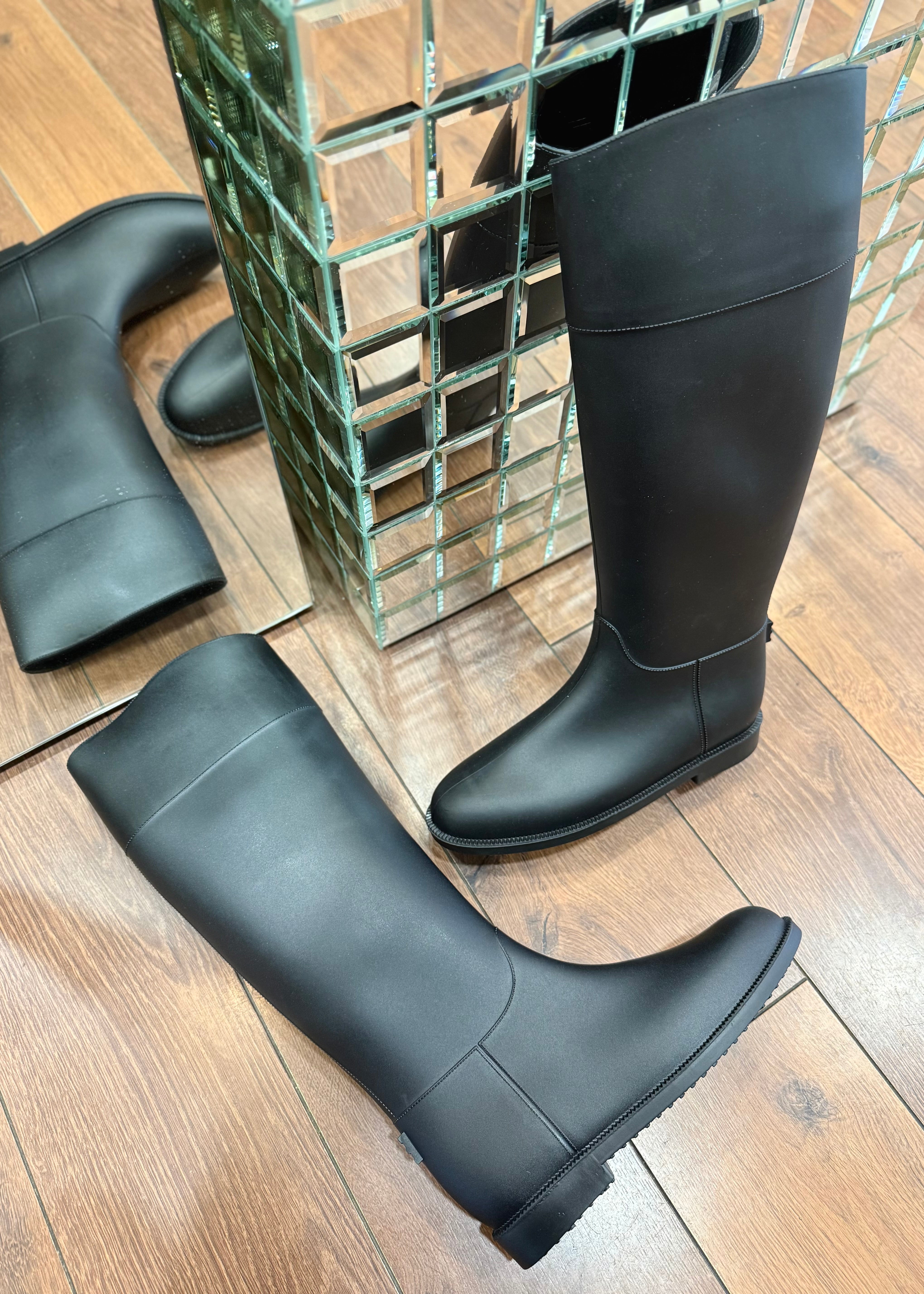Bottes de pluie hautes en caouchouc noir