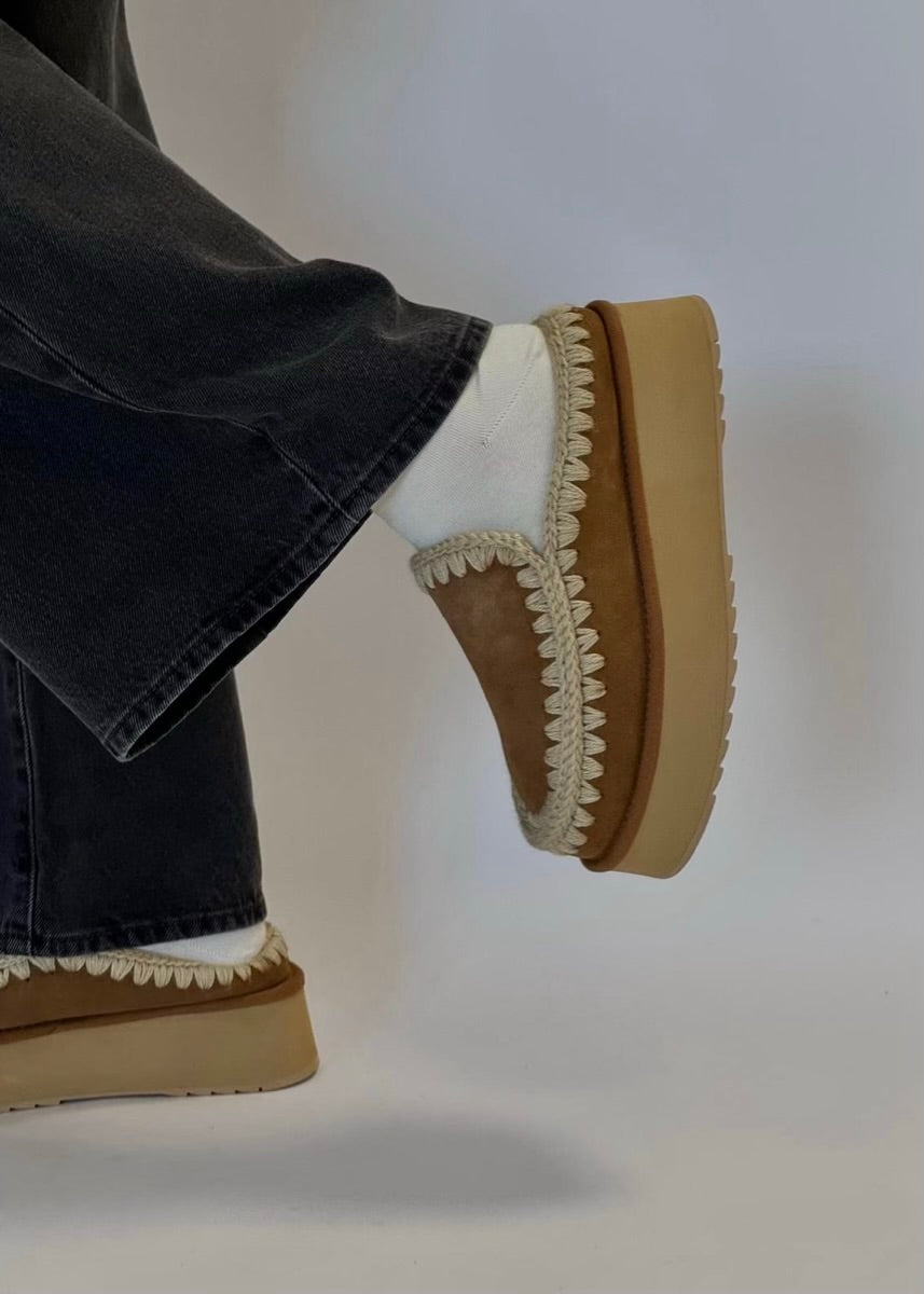 Sabots Mou Clog Eskimo platform Cognac - L'adresse Corte