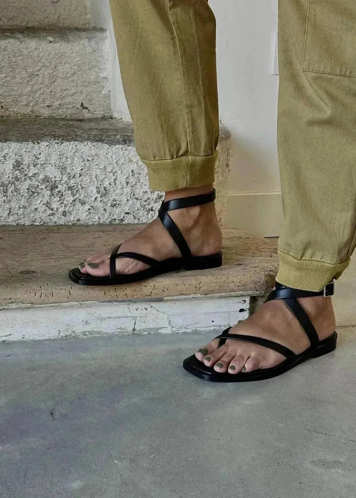 Sandales Bobbies Drew Noir passion - L'adresse Corte