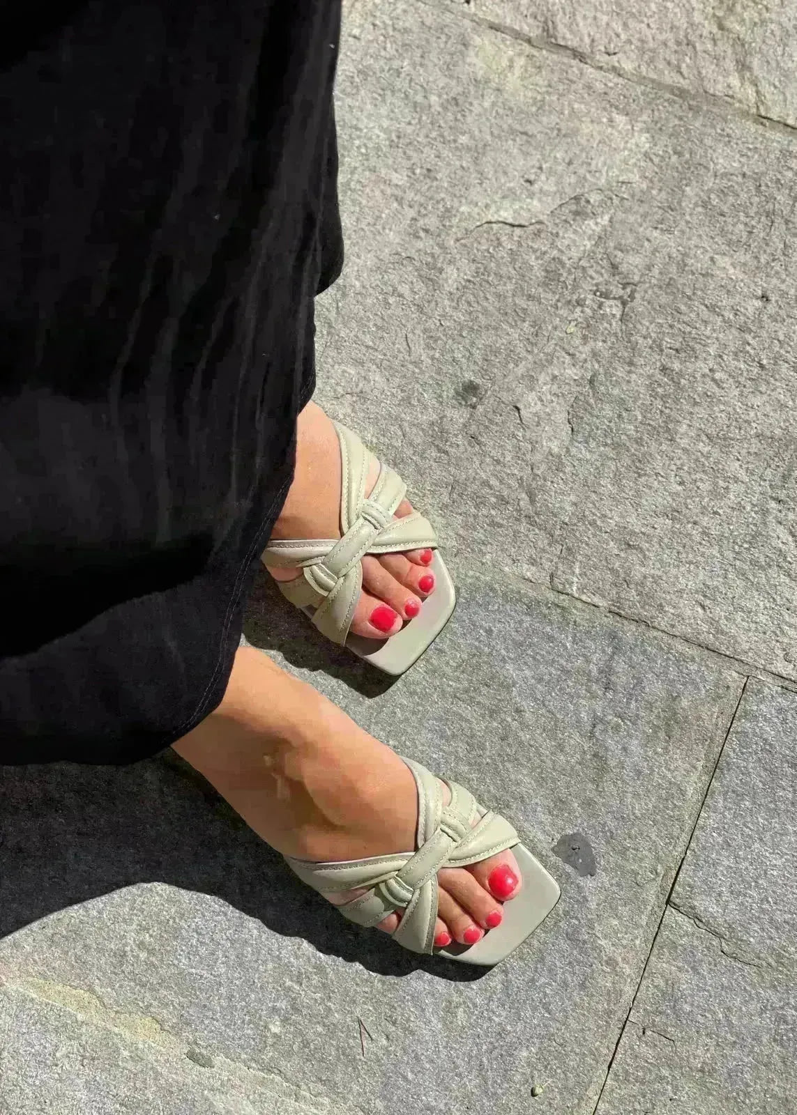 Sandales Lola Cruz Grosella Piedra - L'adresse Corte