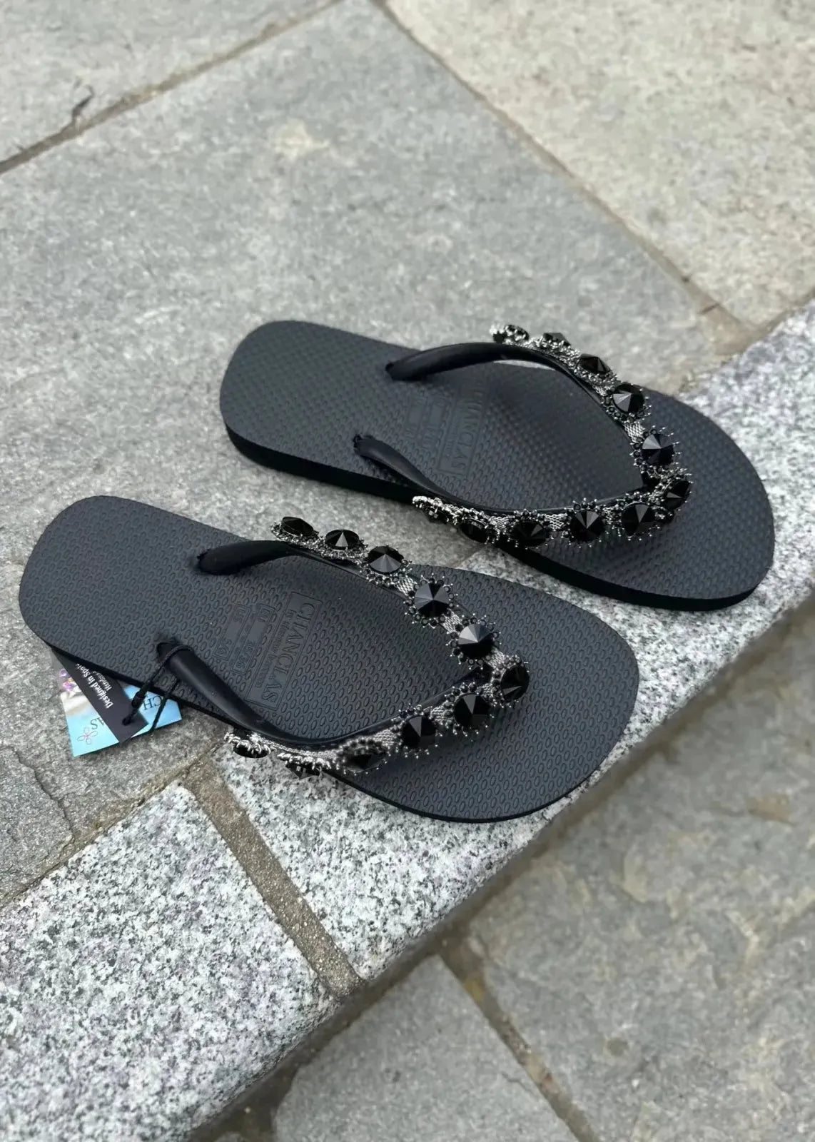 Tongs Chanclas Allysa Noir - L'adresse Corte