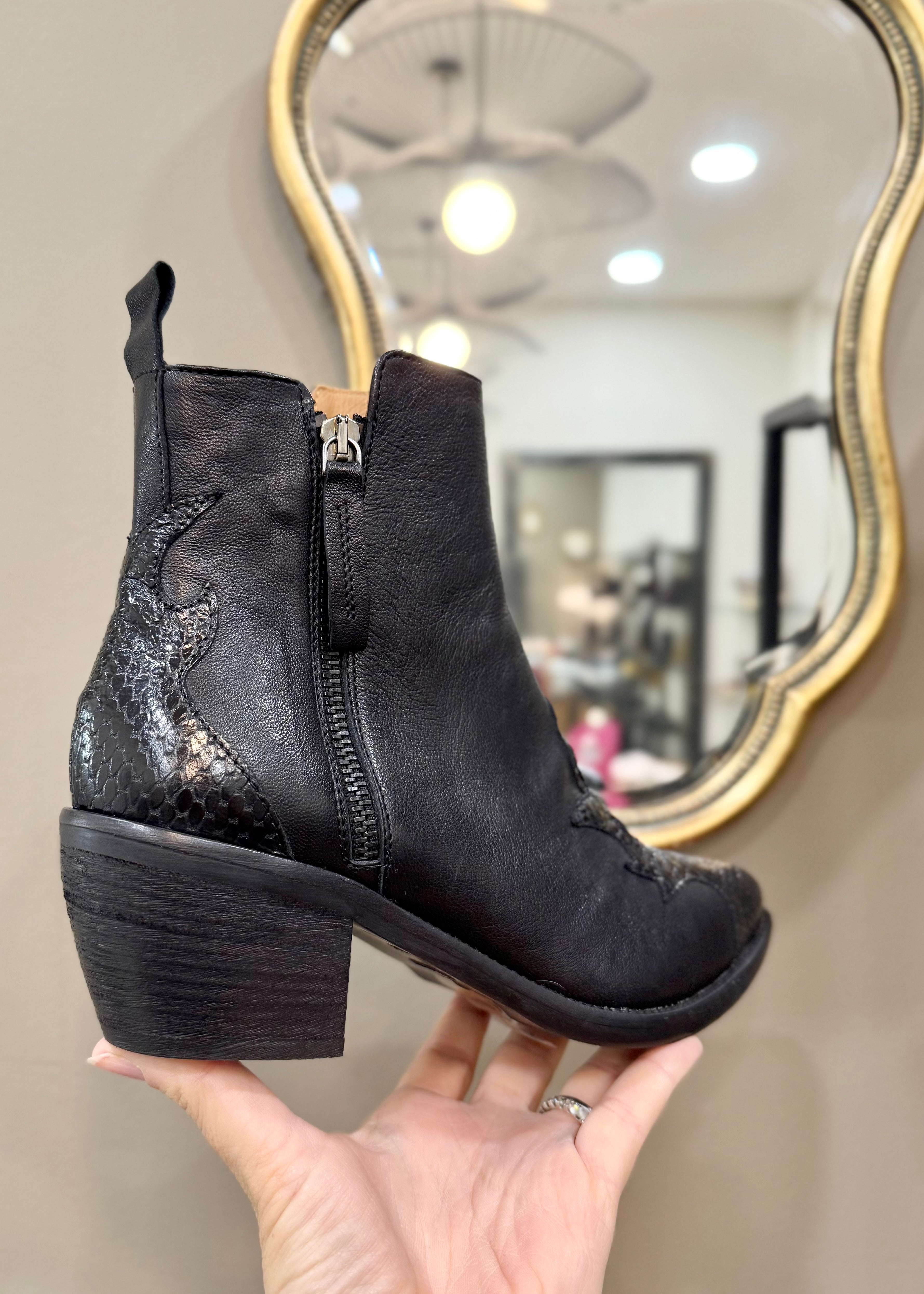 Bottines Mat:20 Lily 9516 Pitone nero Mat:20