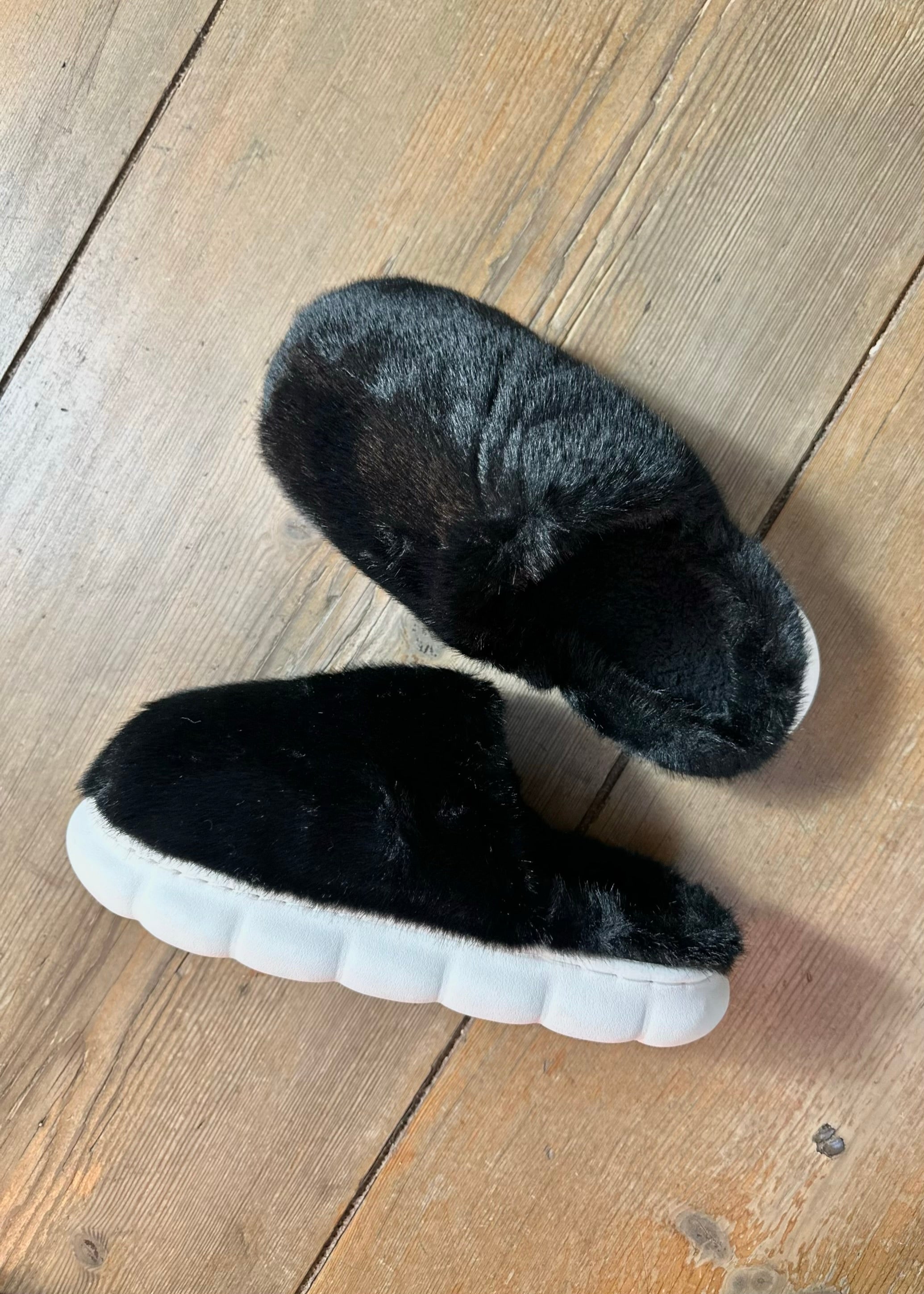 Chaussons Homewear fluffy Fur Noir