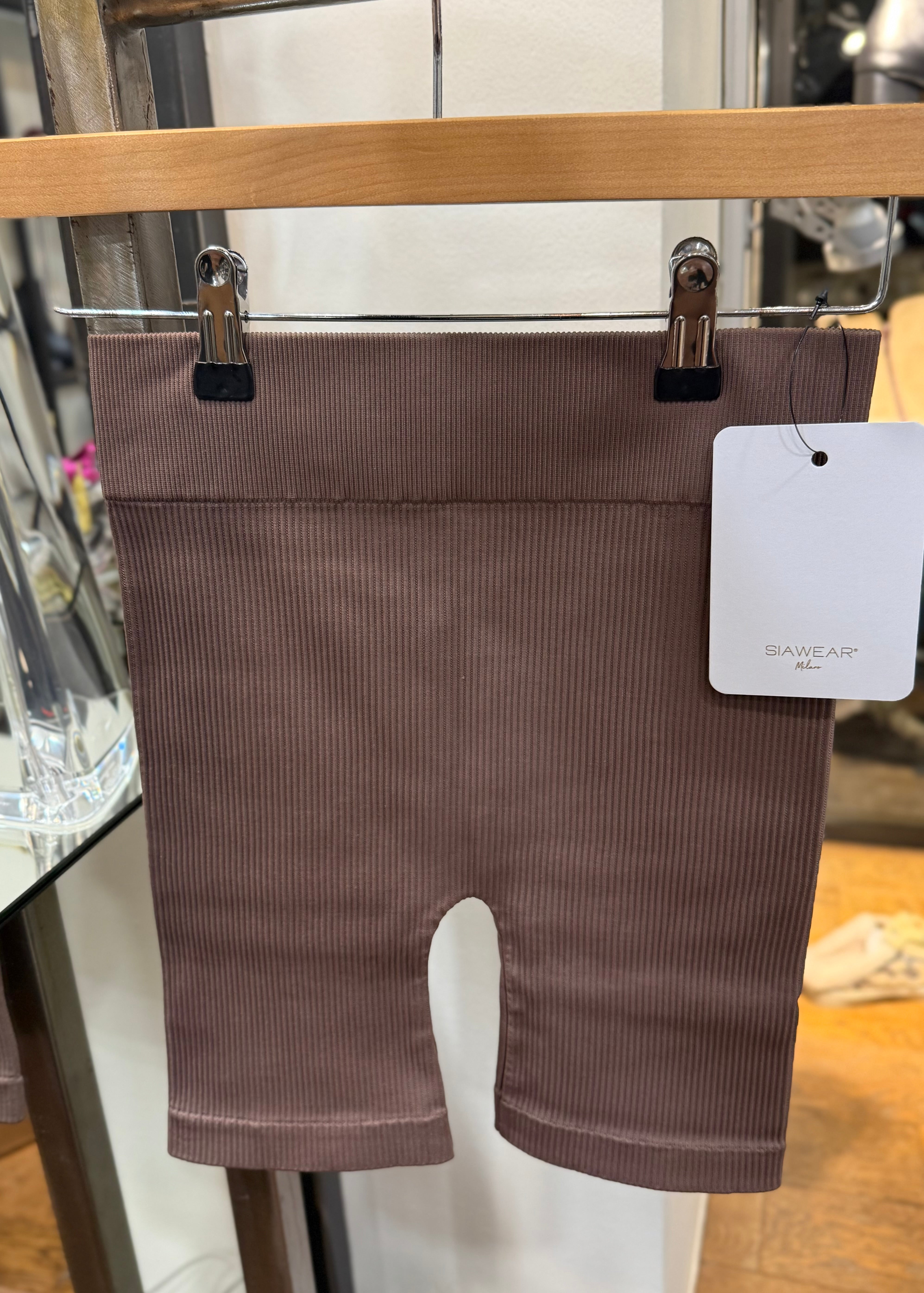 Short pilates SIAWEAR Ribs COFFEE SIAWEAR