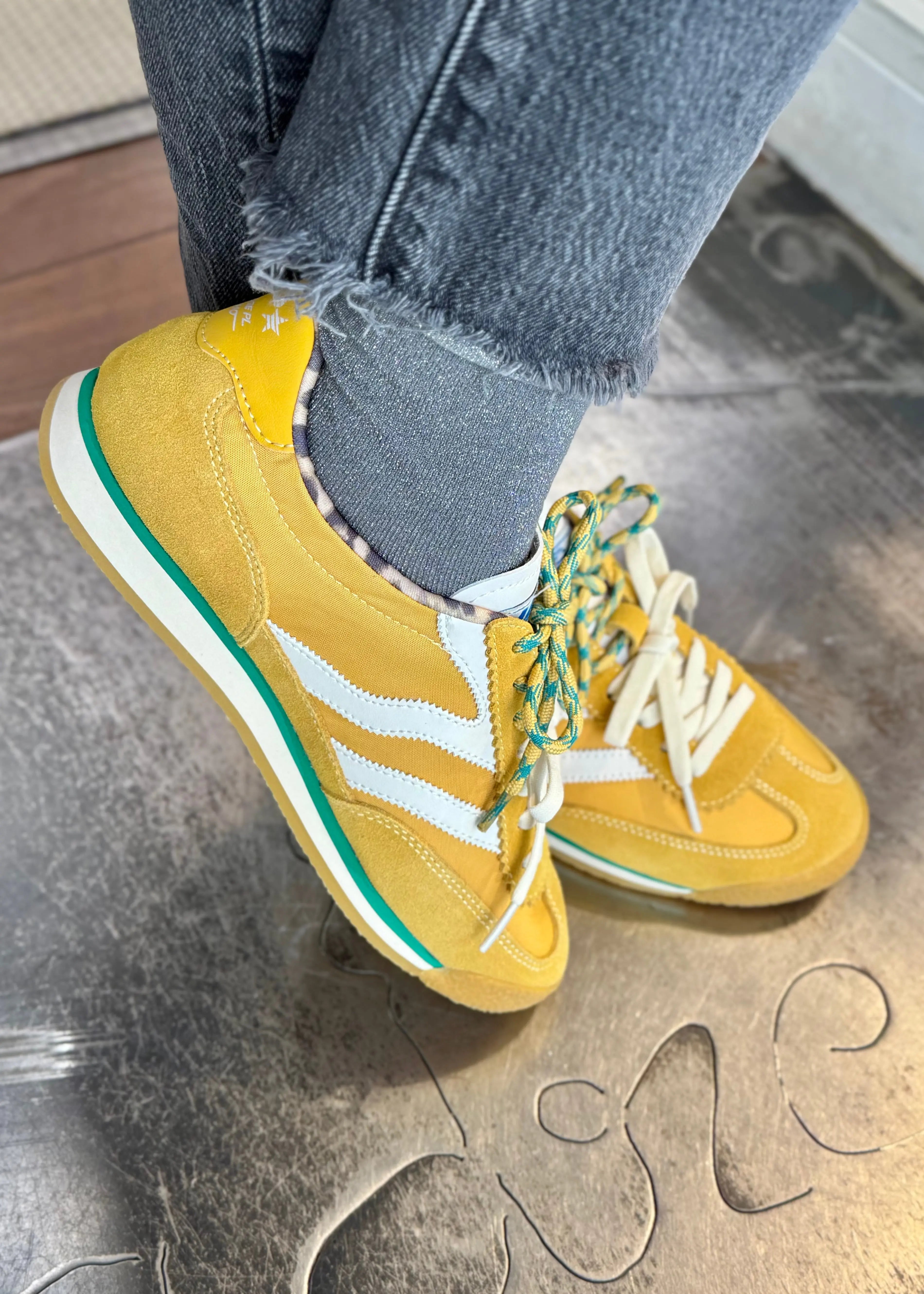 Baskets MRP Stars Pure V8 Ocre MRP Stars