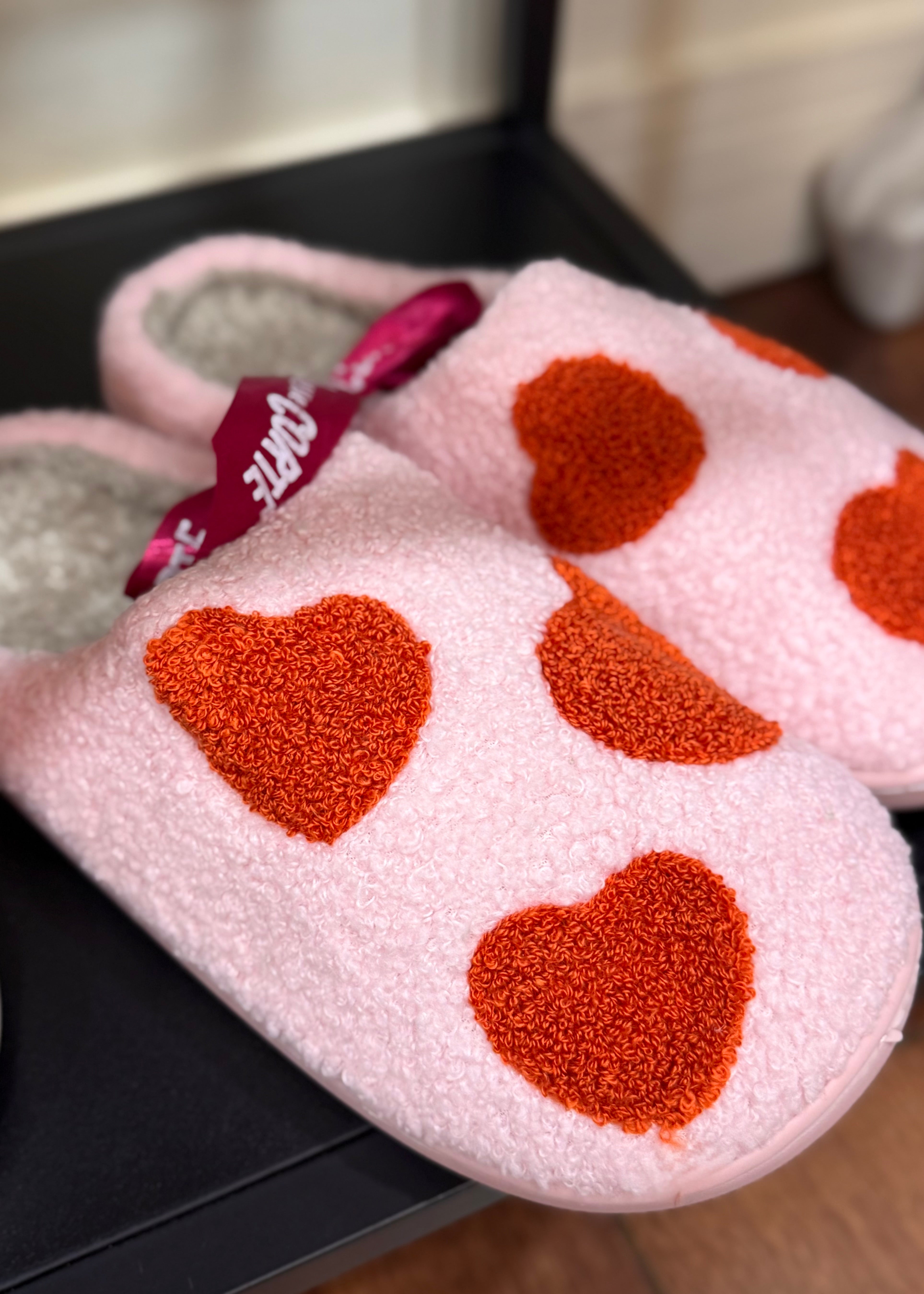 Chaussons - Pink red Heart (Copie) Katydid