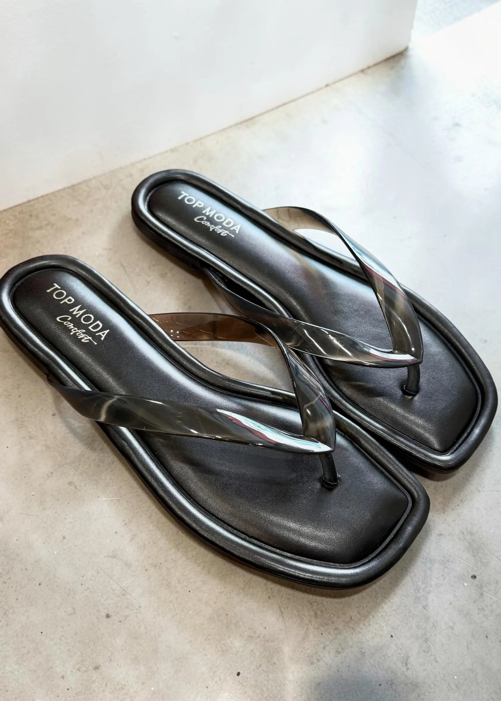 Tongs jelly Priscilla noir L'adresse Corte