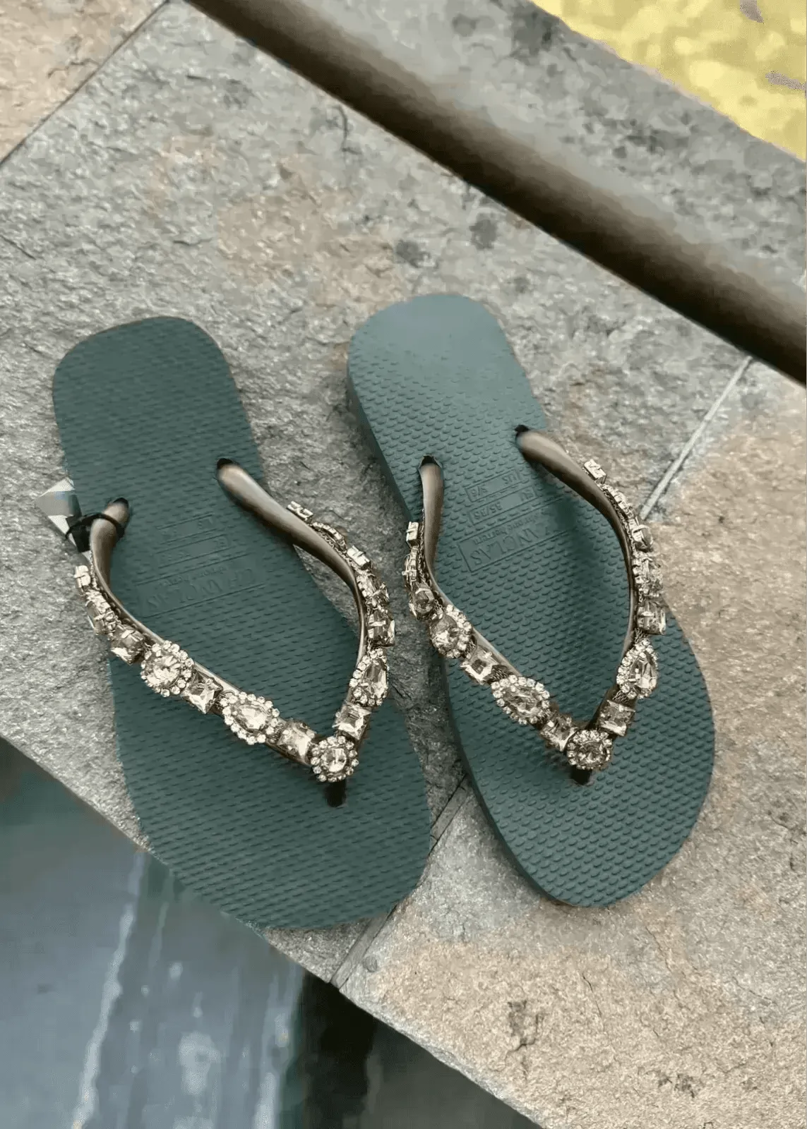 Tongs Chanclas Paola Olive - L'adresse Corte